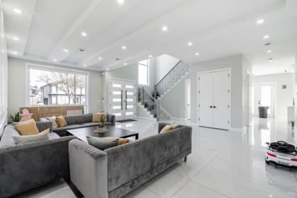 Kitchen Island Photo of 9185 139 Street, Surrey, BC
