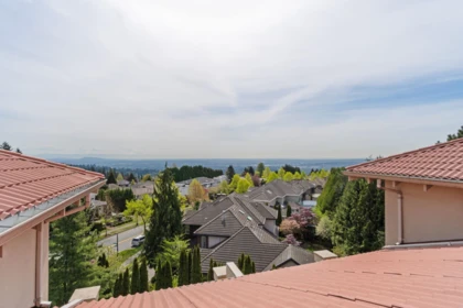302 3176 Plateau Boulevard, Coquitlam, BC, Coquitlam — Apartment/Condo for sale
