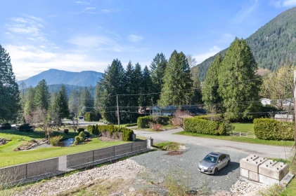 66662 Summer Road, Hope, BC, Hope — Single Family Residence for sale
