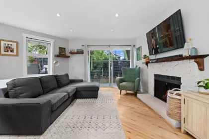 218 W 15th Avenue, Vancouver, BC, Vancouver — Townhouse for sale