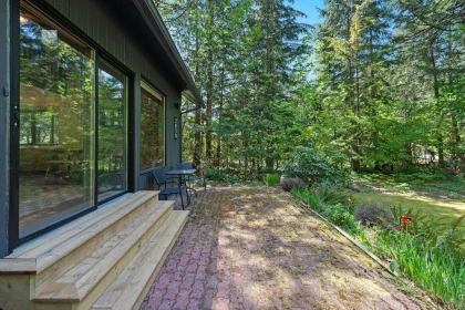 Living Room Photo of 2050 Midnight Way, Squamish, BC