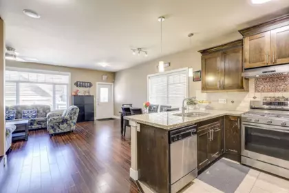 13987 64 Avenue, Surrey, BC, Surrey — Half Duplex for sale