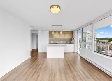 Mudroom Photo of 2802 908 Quayside Drive, New Westminster, BC