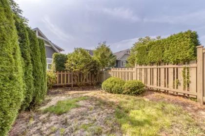 Laundry Room Photo of 187 3105 Dayanee Springs Boulevard, Coquitlam, BC