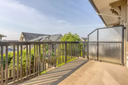 Loft / Bonus Room Photo of 187 3105 Dayanee Springs Boulevard, Coquitlam, BC