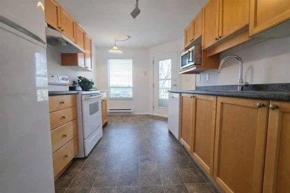 207 5450 208 Street, Langley, BC, Langley — Apartment/Condo for sale