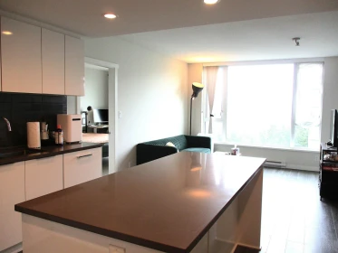 2304 3100 Windsor Gate, Coquitlam, BC, Coquitlam — Apartment/Condo for sale