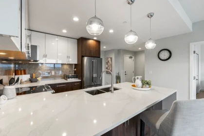 Kitchen Island Photo of 405 11703 Fraser Street, Maple Ridge, BC