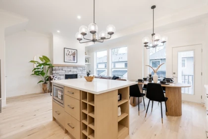 Breakfast Nook Photo of 102 16612 18a Avenue, Surrey, BC