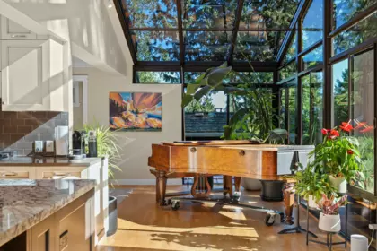 Kitchen Photo of 4613 Caulfeild Drive, West Vancouver, BC