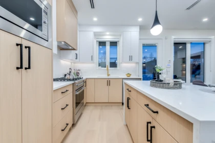 Breakfast Nook Photo of 1 5459 Rhodes Street, Vancouver, BC