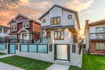 1 5459 Rhodes Street, Vancouver, BC, Vancouver — Half Duplex for sale