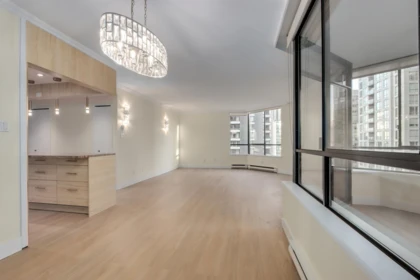 Breakfast Nook Photo of 701 738 Broughton Street, Vancouver, BC