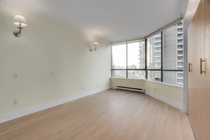 Loft / Bonus Room Photo of 701 738 Broughton Street, Vancouver, BC