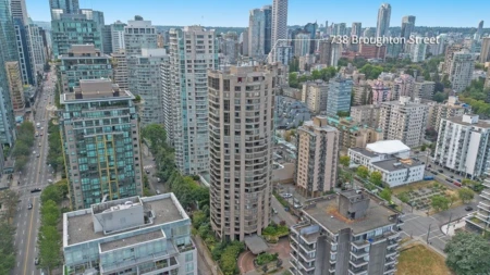 Outdoor Deck Photo of 701 738 Broughton Street, Vancouver, BC