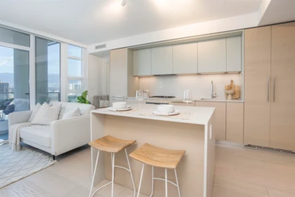 Kitchen Island Photo of 2503 1289 Hornby Street, Vancouver, BC