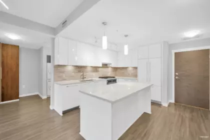 225 9551 Alexandra Road, Richmond, BC, Richmond — Apartment/Condo for sale