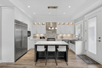 Kitchen Island Photo of 2926 160 Street, Surrey, BC