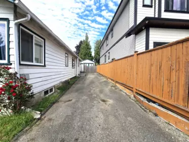 33817 Mayfair Avenue, Abbotsford, BC, Abbotsford — Single Family Residence for sale