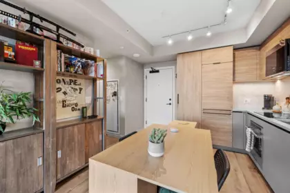 Kitchen Island Photo of 911 10448 University Drive, Surrey, BC