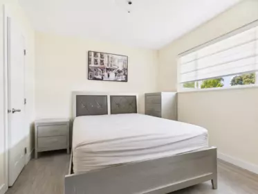 Primary Bedroom Photo of 6325 Napier Street, Burnaby, BC