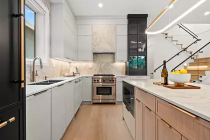 1 3255 W 13th Avenue, Vancouver, BC, Vancouver — Half Duplex for sale