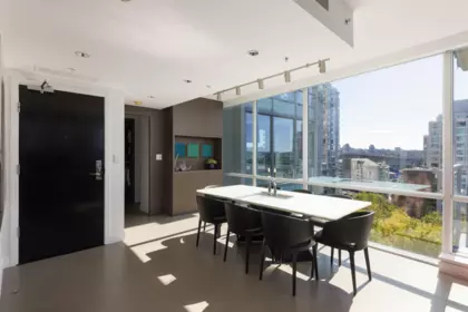 Breakfast Nook Photo of 805 1455 Howe Street, Vancouver, BC