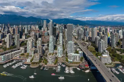 Community Amenities Photo (Clubhouse) of 805 1455 Howe Street, Vancouver, BC