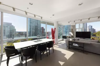 Exterior Rear Photo of 805 1455 Howe Street, Vancouver, BC