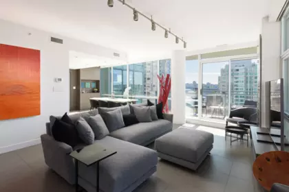 Family Room Photo of 805 1455 Howe Street, Vancouver, BC