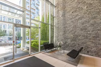 Garden / Landscaping Photo of 805 1455 Howe Street, Vancouver, BC