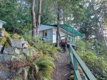 Hallway Photo of 4141 Francis Peninsula Road, Pender Harbour, BC