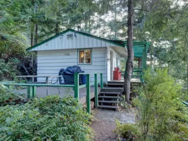 Laundry Room Photo of 4141 Francis Peninsula Road, Pender Harbour, BC