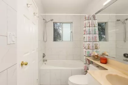 Powder Room Photo of 24 6700 Rumble Street, Burnaby, BC