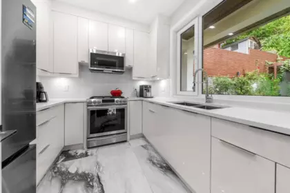Breakfast Nook Photo of 3980 Norwood Avenue, North Vancouver, BC