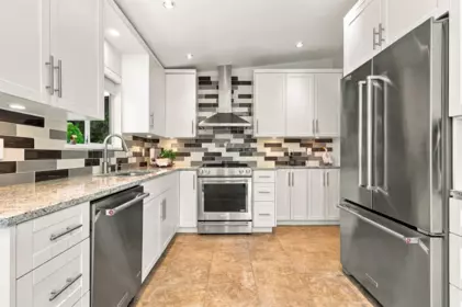 Breakfast Nook Photo of 3773 Regent Avenue, North Vancouver, BC