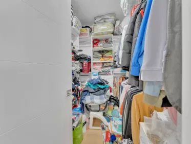 Laundry Room Photo of 11553 75a Avenue, Delta, BC