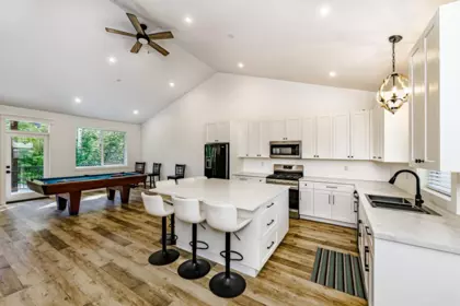 Aerial View of 10062 Charlong Terrace, Mission, BC