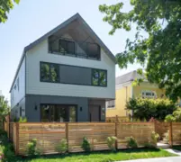 1 356 E 40th Avenue, Vancouver, BC