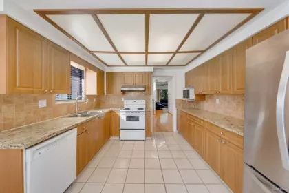 3056 E 28th Avenue, Vancouver, BC, Vancouver — Single Family Residence for sale