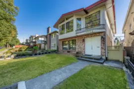 3056 E 28th Avenue, Vancouver, BC