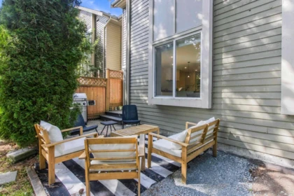 16 40200 Government Road, Squamish, BC, Squamish — Townhouse for sale