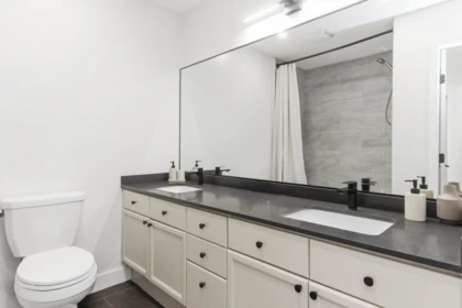 Powder Room Photo of 16 40200 Government Road, Squamish, BC