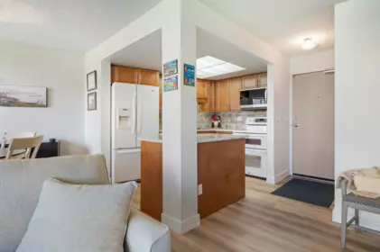 Kitchen Island Photo of 32 11900 228 Street, Maple Ridge, BC