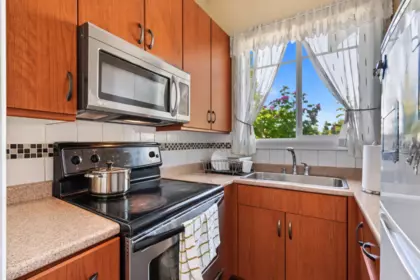 Breakfast Nook Photo of 9168 Delview Lane, Delta, BC