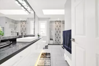 Entry Foyer Photo of 6640 123 Street, Surrey, BC