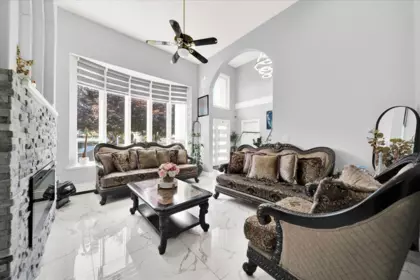 Kitchen Island Photo of 6640 123 Street, Surrey, BC