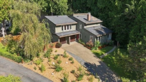 4151 Fircrest Place, North Vancouver, BC