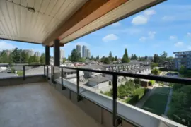 421 7588 16th Street, Burnaby, BC