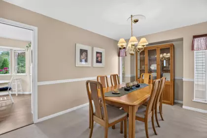 Kitchen Island Photo of 12398 233 Street, Maple Ridge, BC